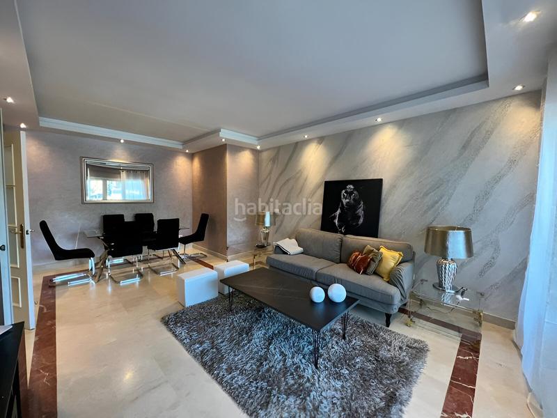 Foto ec1fc7aa-aab6-4aa0-823b-4fdedfac3416. Apartamento  en planta media en venta en nueva andalucía en Marbella