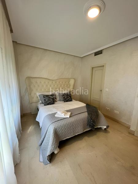 Foto f6ab18bb-a52b-4d9e-a81a-87f287b31edc. Apartamento  en planta media en venta en nueva andalucía en Marbella