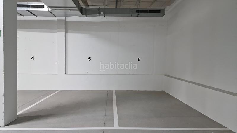 Foto b398c935-74f8-4d38-9020-dbf49e2a438c. Apartamento  en planta media en venta en Fuengirola