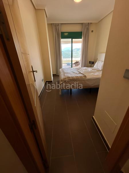 Foto 3731a0b3-dbe3-42d3-a1de-b3ad97651ad2. Apartamento  en planta media en venta en selwo en Estepona