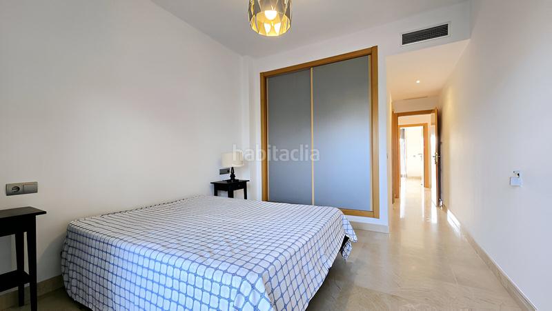Foto 8dabf1ea-d401-4e85-a924-cef110609bff. Apartamento  en planta media en venta en Estepona