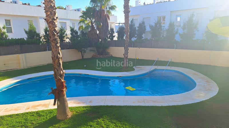 Foto e433eff3-3dd2-4cc8-b10d-93ac633b1db9. Casa adosada adosado en venta en Calahonda en Calahonda Mijas