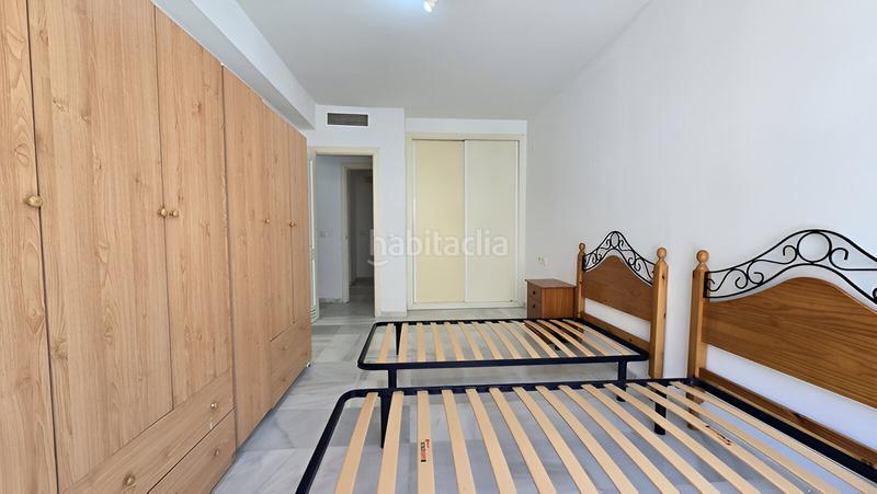 Foto 1306d524-14eb-449d-bb6b-a5627f0302ad. Piccolo appartamento con parcheggio piscina in Nueva Andalucía centro Marbella