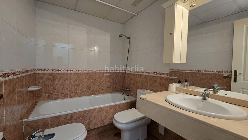 Foto 39736ad0-d9aa-4d5b-aa27-c4c9eac80d99. Piccolo appartamento con parcheggio piscina in Nueva Andalucía centro Marbella