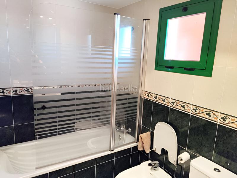 Foto 9db738d6-f30b-4ce9-b055-0ec83aaa7bf7. Àtic amb aparcament piscina a Torreblanca del Sol Fuengirola