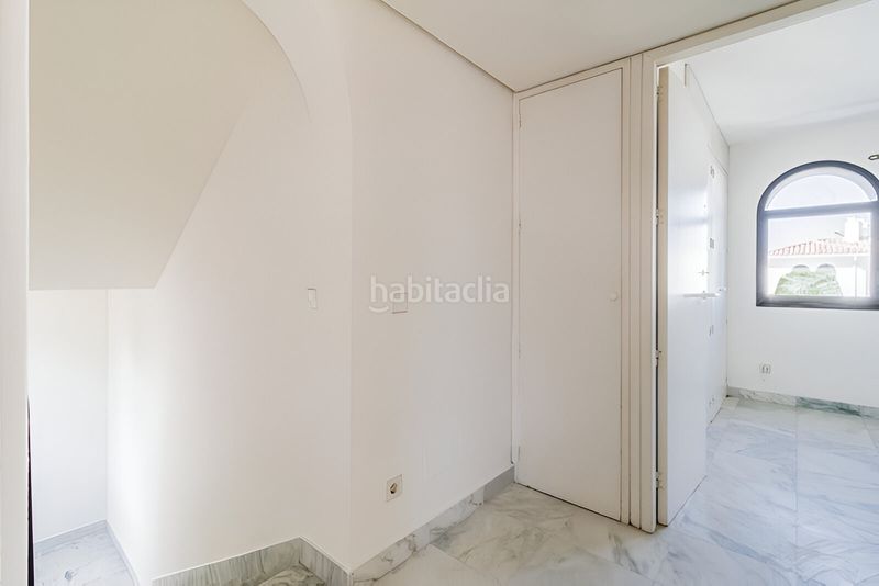 Foto 4e55fd75-e467-4955-a13d-3c6a93342347. Casa adossada amb aparcament piscina a Villacana - Costalita - Saladillo Estepona