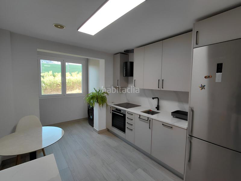 Foto 396ad7cf-201f-4cce-a205-5363ef79b5be. Apartamento  en planta media en venta en Marbella