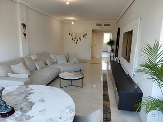 Apartament a Casco Antiguo. Apartamento en planta media en venta en marbella