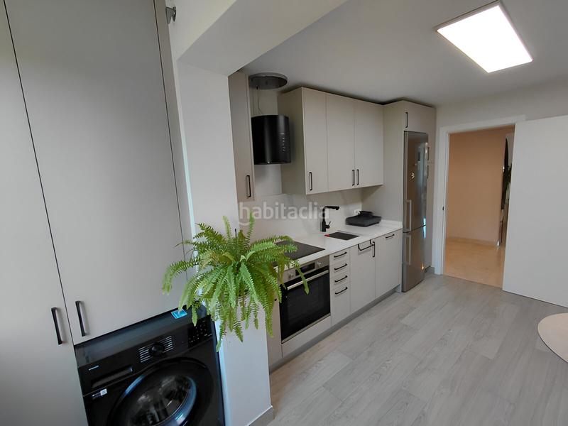 Foto 5c58244c-3ca0-4298-9c3d-7826c7be5e5e. Apartamento  en planta media en venta en Marbella
