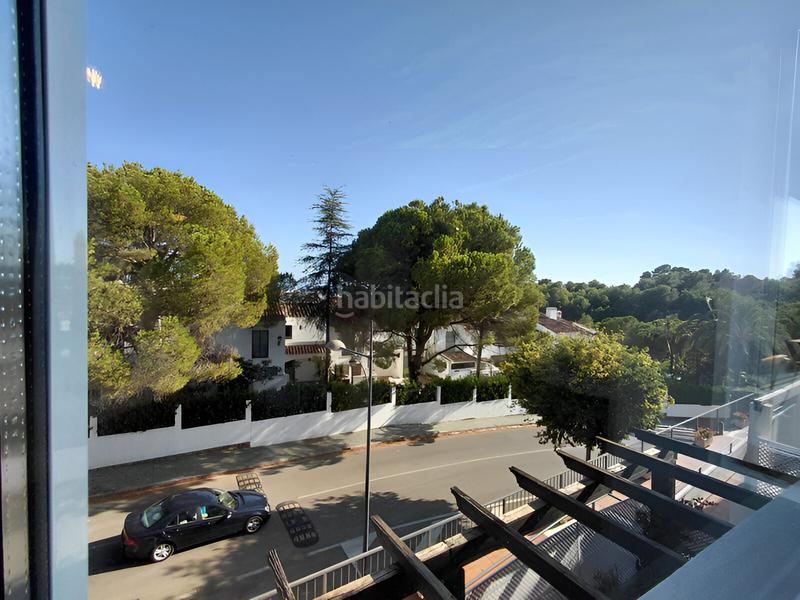 Foto f4fe5b49-76a8-4804-86e6-7d0216f68e6d. Apartamento  en planta media en venta en Marbella