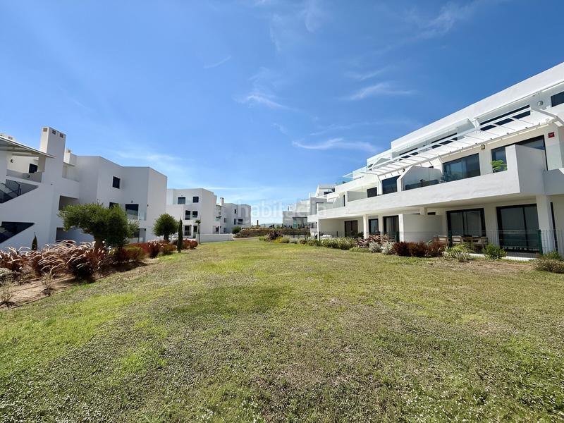Foto 23a5e6cc-69a4-4874-920e-717e3c2a25cf. Planta baja apartamento en planta baja en venta playa en Casares