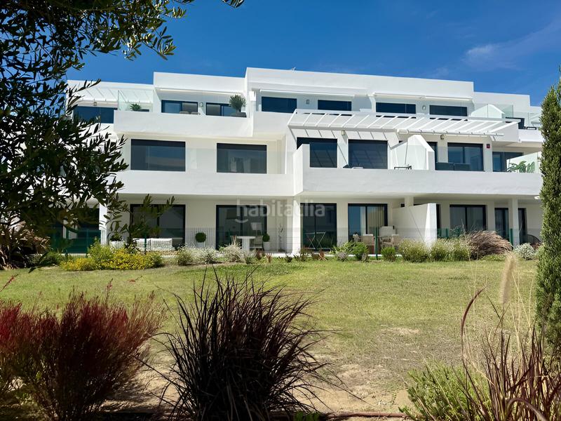 Foto 618c6545-b2bf-4f60-8509-0088f9cb9c1a. Planta baja apartamento en planta baja en venta playa en Casares