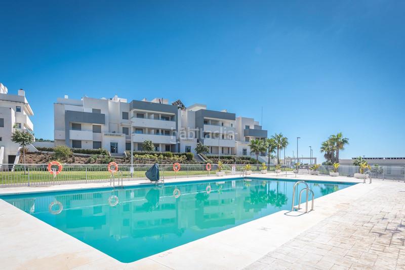 Foto 66748789-0b4f-48d6-b845-490d700fa847. Piccolo appartamento con parcheggio piscina in Centro Estepona