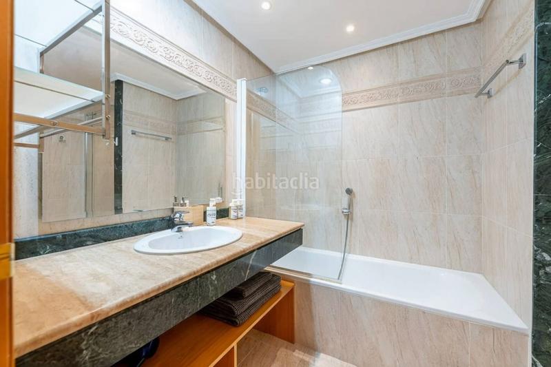 Foto 9f8b94a6-95f3-4b27-af02-aff50256b8a8. Alquiler apartamento en alquiler encantador apartamento de 2 dormitorios en selwo hills, new golden mile en Estepona