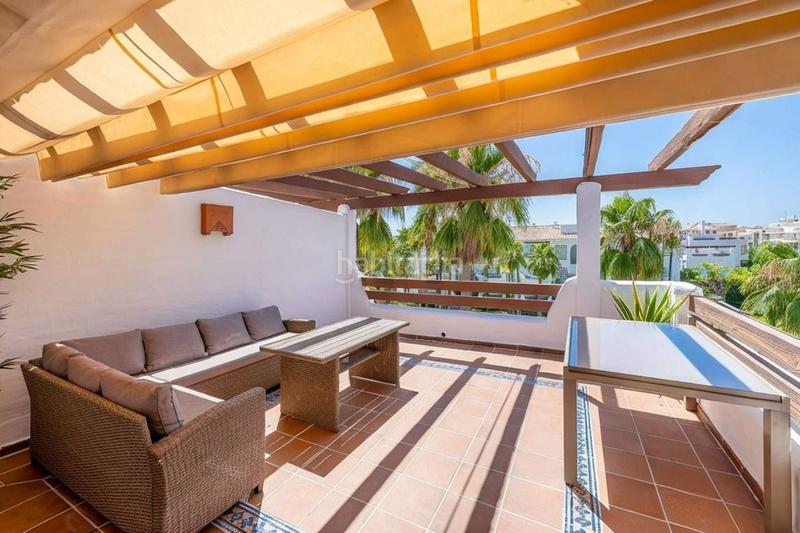 Foto 7d65242d-976a-47a3-af7d-dd6143a0ac8e. Rent apartment with parking pool in La Concha - Resina Golf Estepona