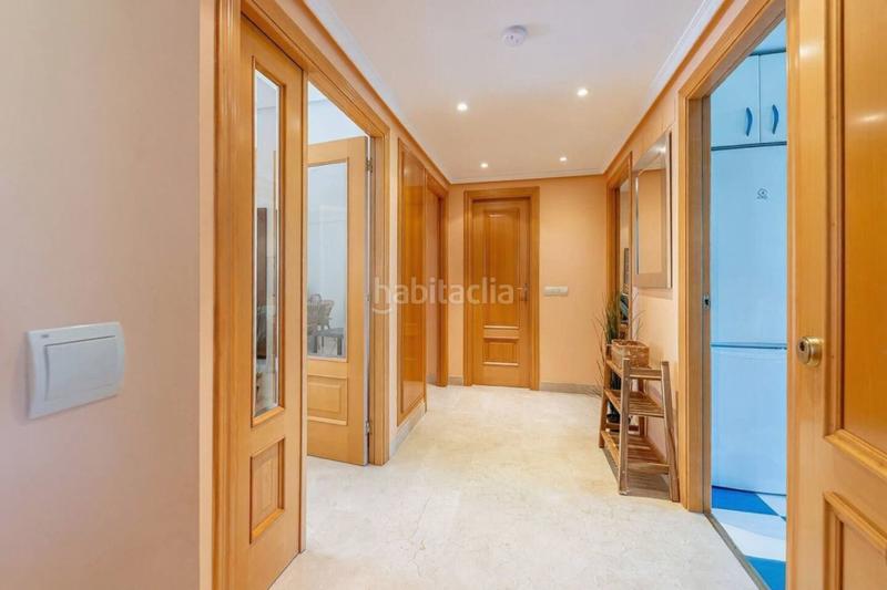 Foto 9aea44cd-0723-4109-b066-f76c4c4785bb. Rent apartment with parking pool in La Concha - Resina Golf Estepona