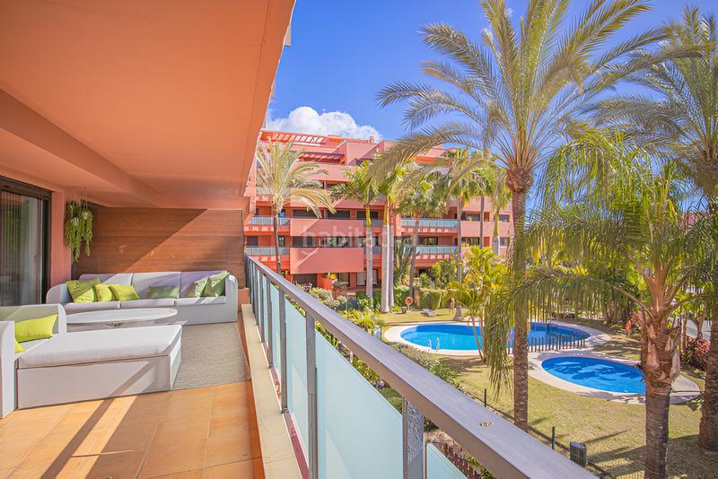 Foto 05830996-4053-4386-a988-3a4b507846da. Appartement mit parking pool in Centro Estepona
