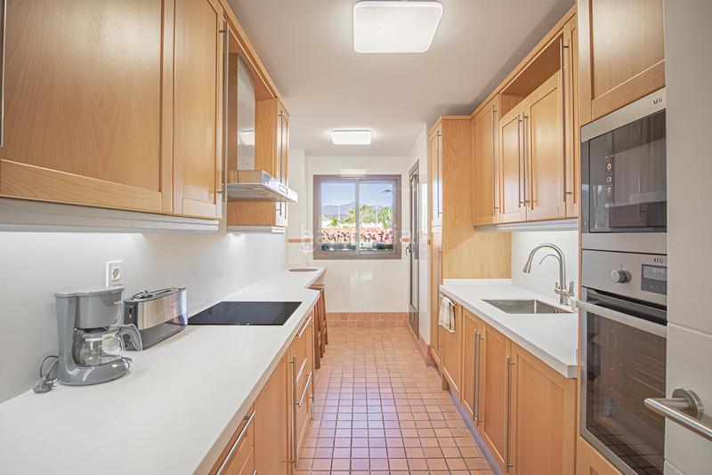 Foto 53ecb71a-1daf-4e72-86d4-da267dbed989. Appartement mit parking pool in Centro Estepona