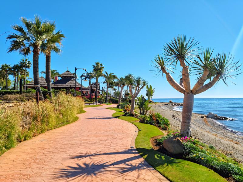 Foto 6426b434-fbd6-4d42-b634-7fc4ebe66675. Appartement mit parking pool in Centro Estepona