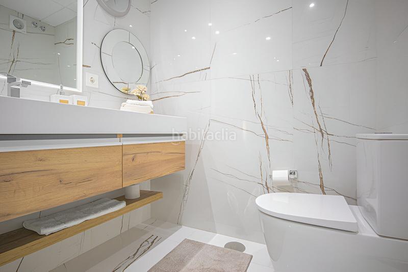 Foto dc1084ff-6b01-4989-bc93-7db9d0951078. Appartement mit parking pool in Centro Estepona