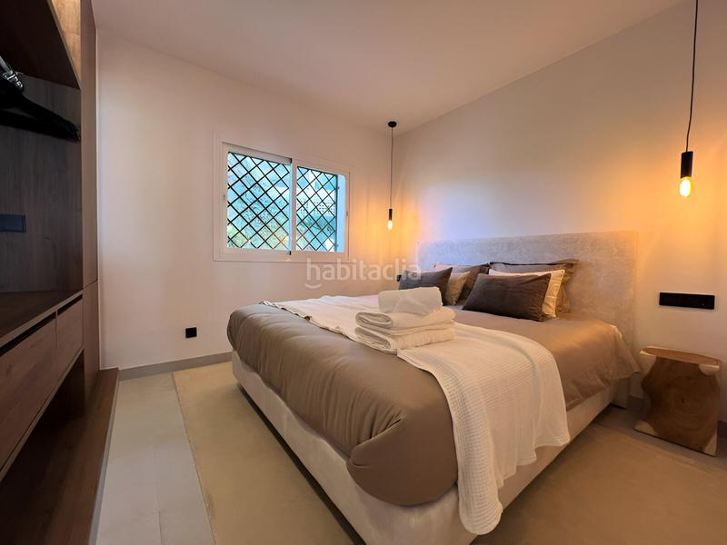 Foto 059188b1-a074-4c74-ae18-ff2d26c81106. Attico con parcheggio piscina in Nueva Andalucía centro Marbella