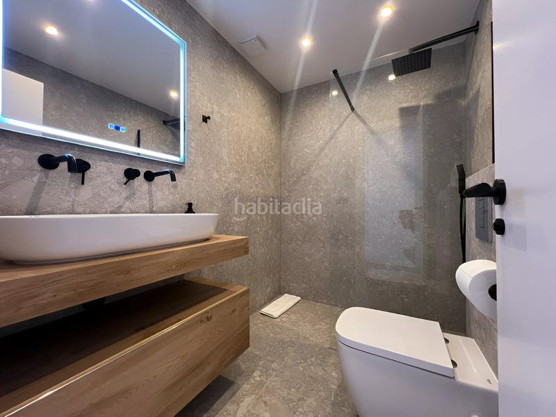 Foto a7cbdeac-1e65-4164-817b-188340963081. Attico con parcheggio piscina in Nueva Andalucía centro Marbella