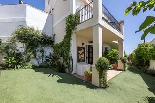 Maison jumelée à Montemayor - Marbella Club. Casa adosada en venta en benahavís