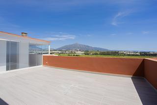 Ático en San Pedro de Alcántara Pueblo. Ático en venta en san pedro de alcántara