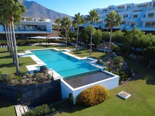 Doppelhaus in Torremuelle. Semidetached casa en venta en benalmadena