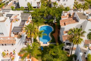 Àtic a San Pedro de Alcántara Pueblo. Ático en venta en san pedro de alcántara