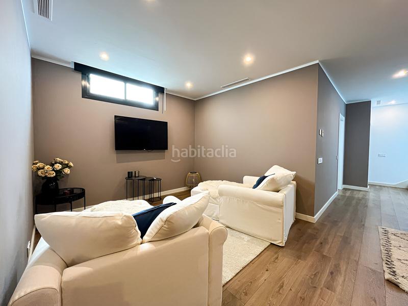 Foto 09387086-8fdb-433d-bddb-4e42002ec80f. Casa pareada semidetached casa en venta en cabopino en Marbella