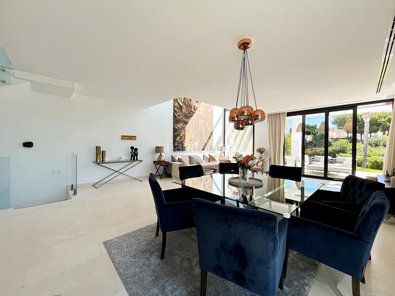 Foto 15b0152b-e922-4b34-bd4f-d7e16a451cd7. Casa pareada semidetached casa en venta en cabopino en Marbella