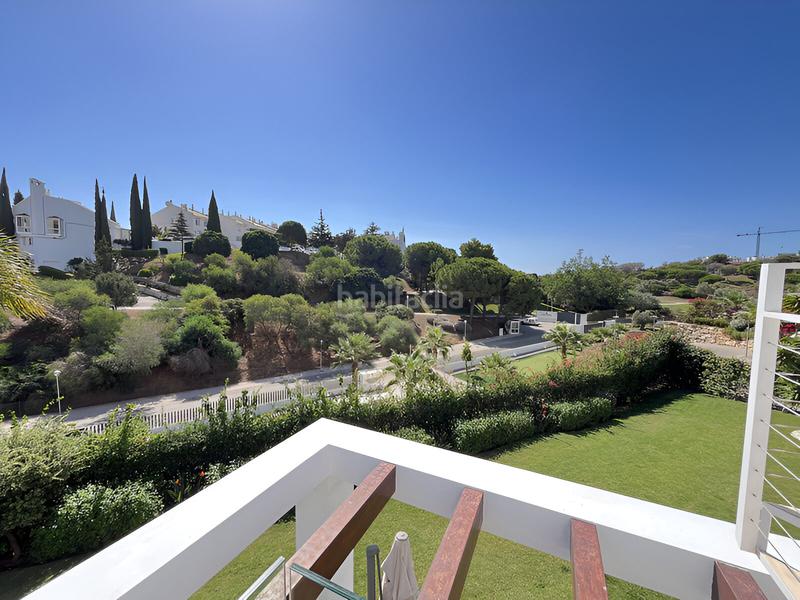 Foto 791da1ae-fc2a-456b-a77a-5b6befdd4b7d. Casa pareada semidetached casa en venta en cabopino en Marbella