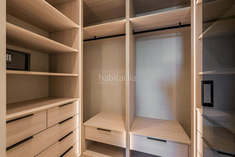 Foto 9a2419cc-3b26-4f1f-beb3-ffb846049d9a. Planta baixa amb aparcament piscina a Sotoserena Estepona