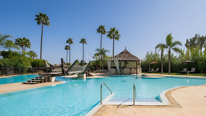 Foto 9afa15e0-ccfe-490a-89e4-28d516ef5816. Planta baixa amb aparcament piscina a Sotoserena Estepona