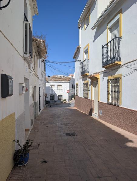 Foto 6d3fd795-12e9-46ff-8014-d056bff13283. Casa adossada a Manilva pueblo Manilva