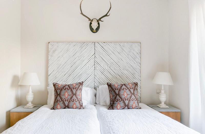 Foto 3a59f50c-38b6-424b-9c1d-28be7bf2bbd2. Lloguer apartament amb aparcament piscina a Río Real Marbella