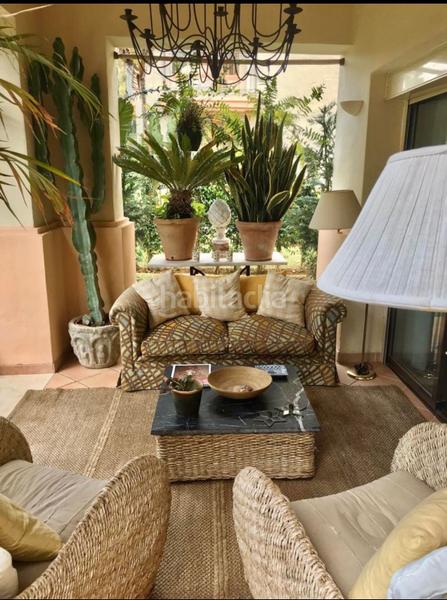 Foto 8f64b4d3-0282-4915-992d-035811111861. Lloguer apartament amb aparcament piscina a Río Real Marbella