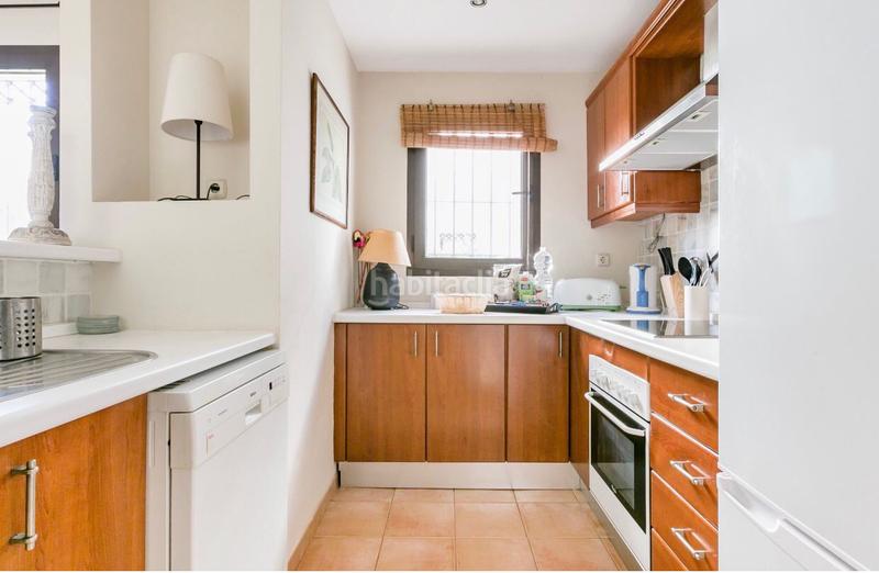 Foto ccf39161-7f79-4582-8446-75356e84e3d0. Lloguer apartament amb aparcament piscina a Río Real Marbella