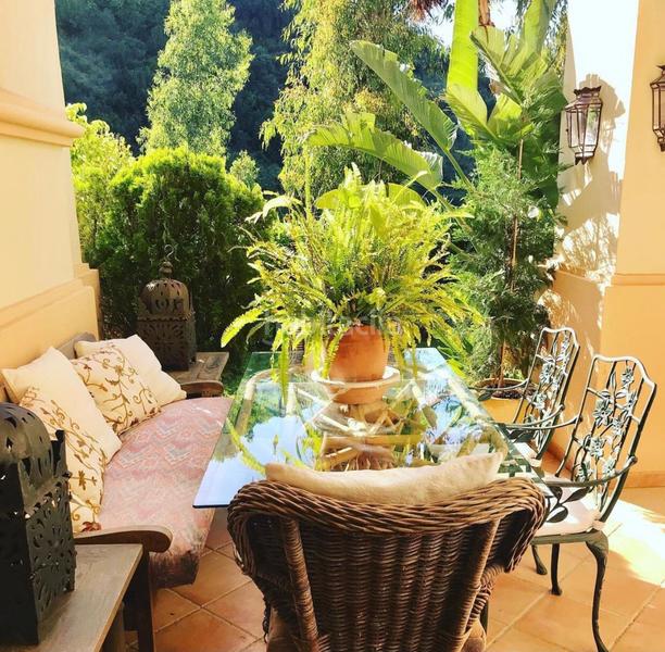 Foto a00ce2e8-221b-48d0-ab3f-d2633f393540. Location appartement avec parking piscine dans Río Real Marbella