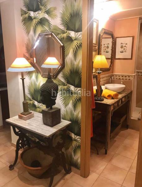 Foto c94f7cf3-888b-45e9-b4b1-74ffaae57a01. Location appartement avec parking piscine dans Río Real Marbella