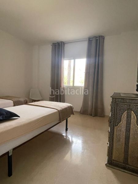 Foto 2dc11400-42d0-4685-849c-cee8c09393e2. Lloguer apartament amb aparcament piscina a Elviria Marbella