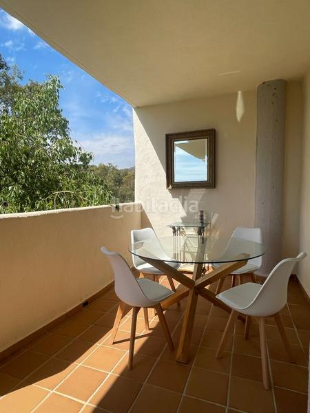 Foto 50b8c740-2060-4248-80f0-2dd0551a9187. Rent apartment with parking pool in Elviria Marbella