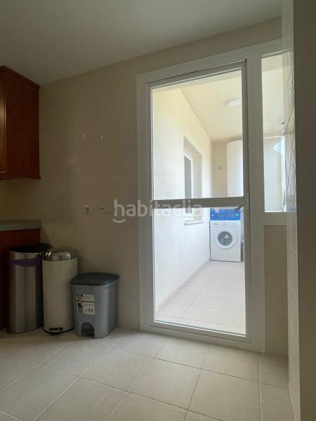 Foto 4f1348be-1d17-4384-b38a-3c48186447cc. Location appartement avec parking piscine dans Elviria Marbella