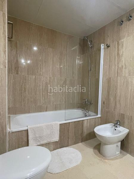 Foto 919714b5-129a-4d6e-8ec2-e9566833b4a6. Location appartement avec parking piscine dans Elviria Marbella