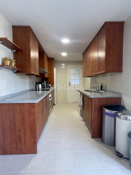 Foto d8353e4a-eaba-4dc9-b2e6-2d733f87aa8f. Location appartement avec parking piscine dans Elviria Marbella