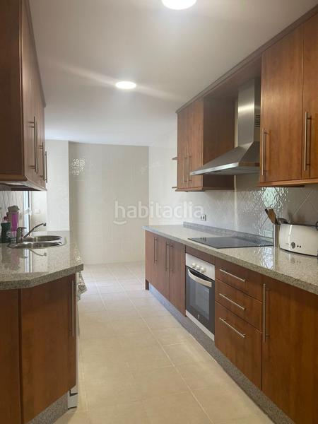 Foto cb9033f0-379f-47f5-9860-233025458141. Miete appartement mit parking pool in Elviria Marbella