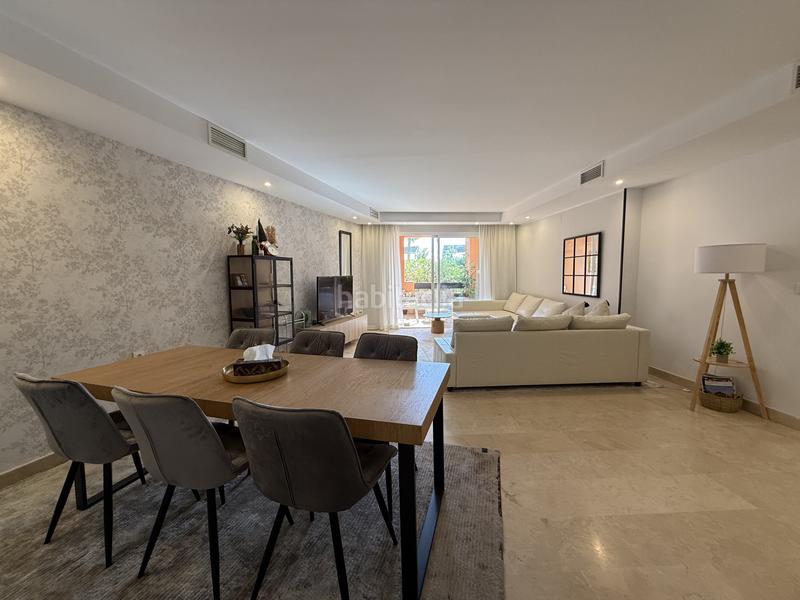 Foto 797c8399-9628-44b6-9c91-233eb8bc0df2. Piano terra con parcheggio piscina in Puente Romano Marbella