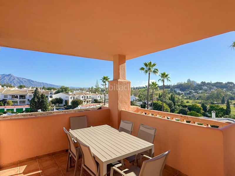 Foto d2da35b8-4e3a-4c74-a650-68536270ea35. Àtic amb aparcament piscina a Benahavís pueblo Benahavís