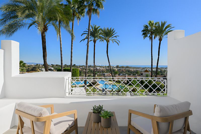 Foto b9a70948-28d3-456a-84de-b79885d5e4a6. Dúplex amb aparcament piscina a Paraiso - Barronal Estepona